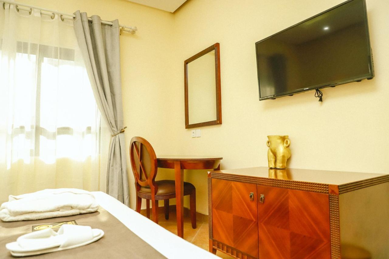 Hotel Regina The Pearl Aneho Экстерьер фото
