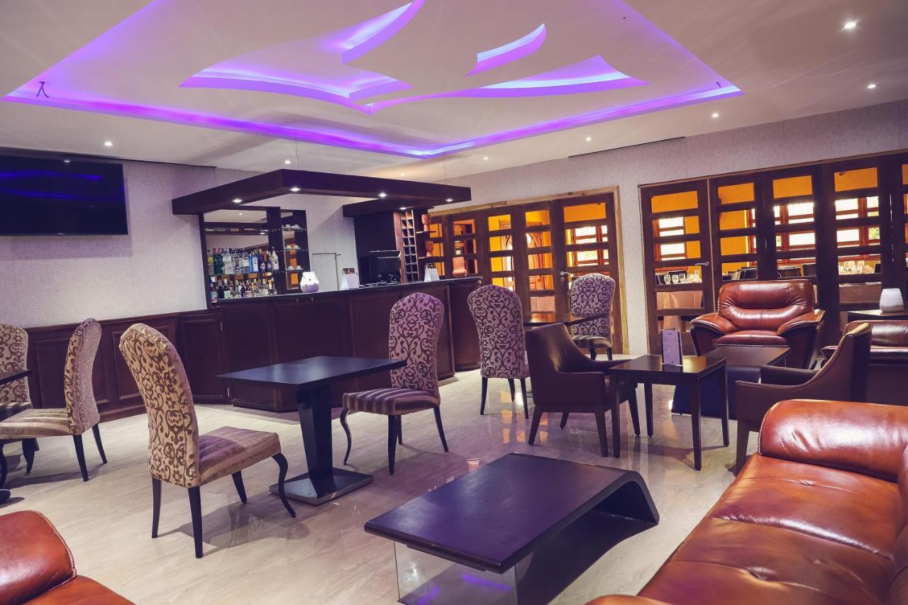 Hotel Regina The Pearl Aneho Экстерьер фото