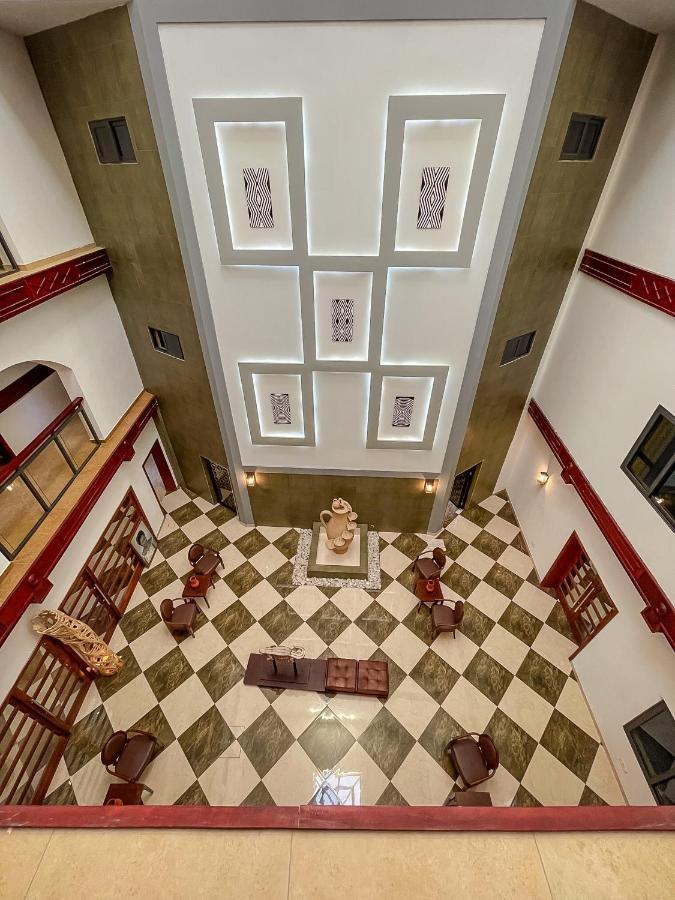 Hotel Regina The Pearl Aneho Экстерьер фото
